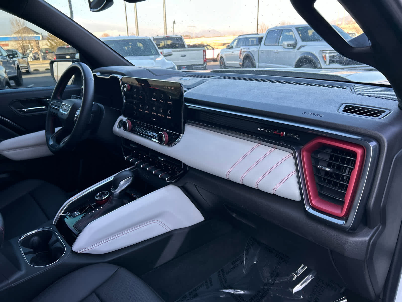 Used 2023 GMC Canyon AT4X image 19