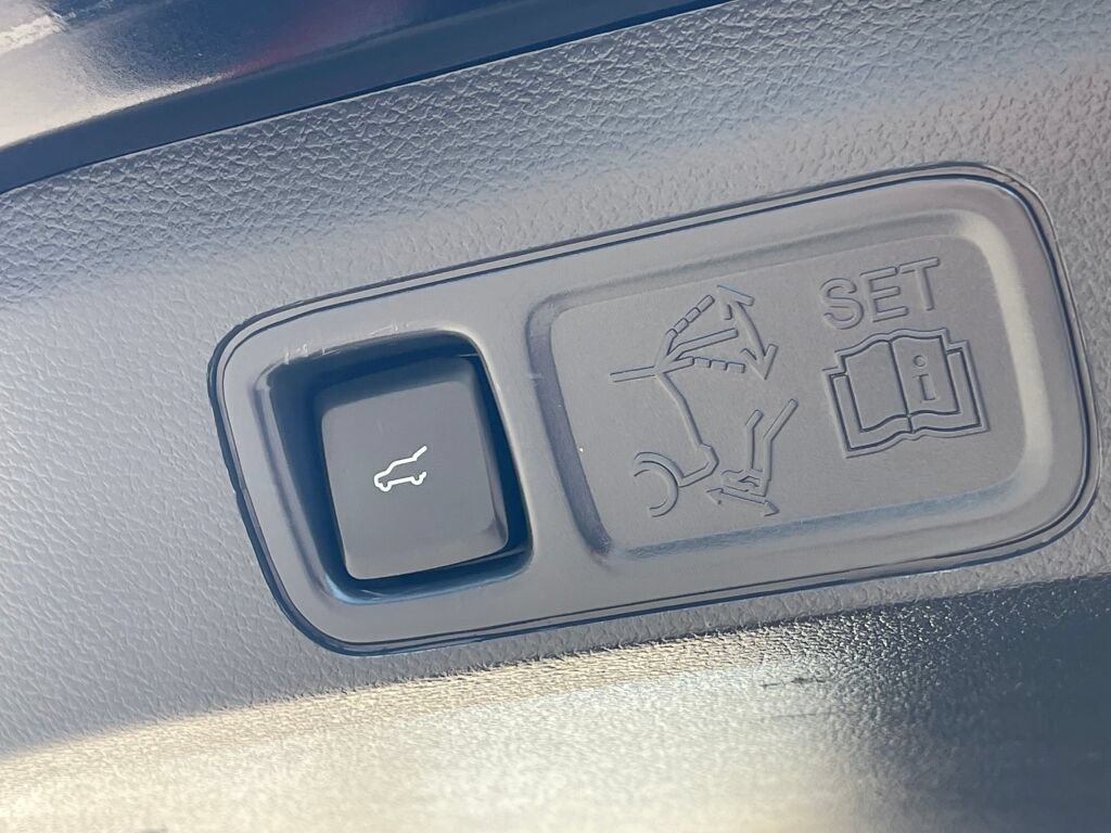 Certified 2023 Ford Expedition Platinum AWD/4WD image 29