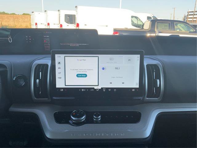 Certified 2025 Ford Expedition Active AWD/4WD image 26