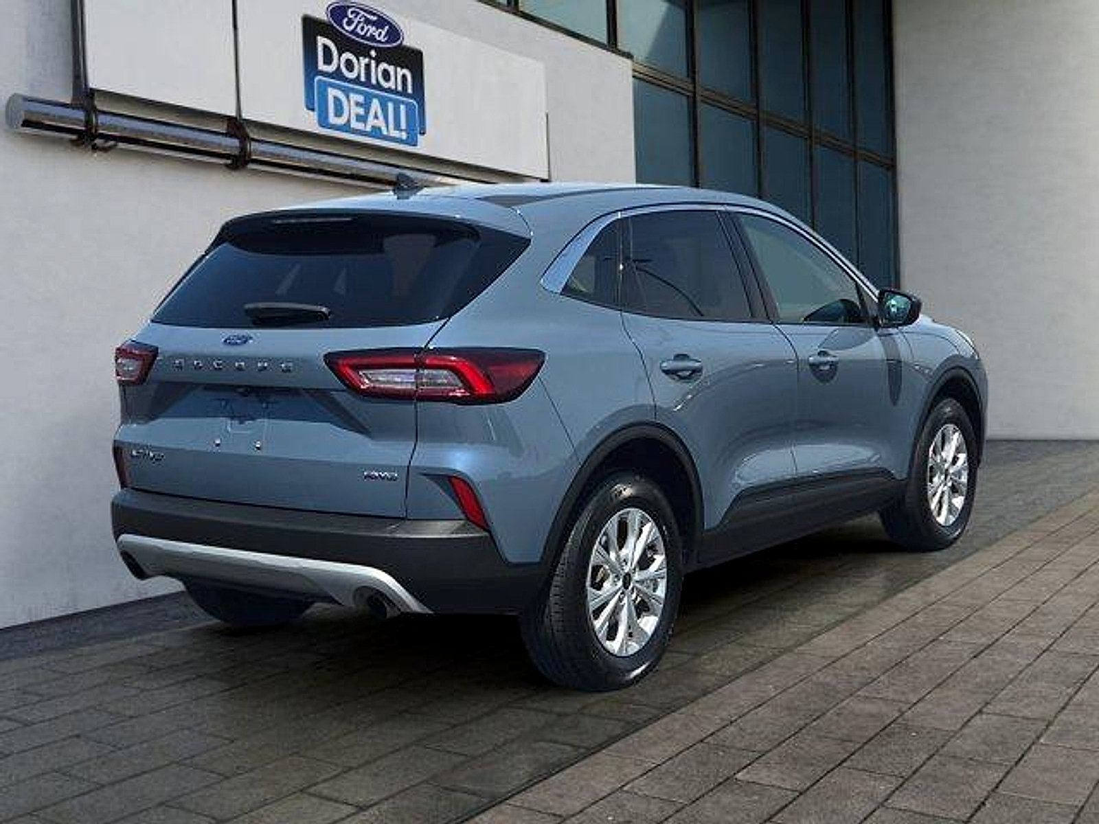 Certified 2024 Ford Escape Active AWD/4WD image 3