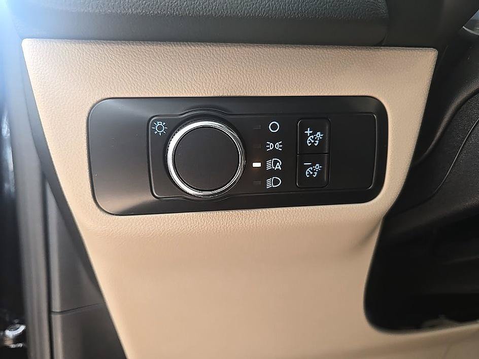 Certified 2022 Ford Escape SE AWD/4WD image 14