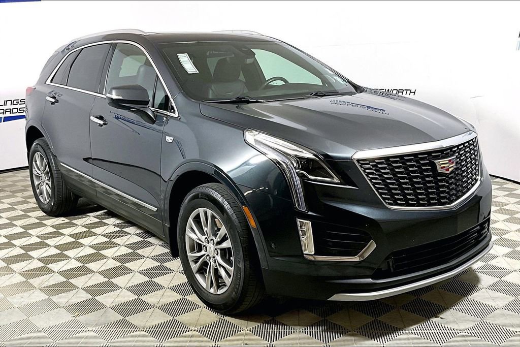 Used 2023 Cadillac XT5 Premium Luxury w/ Technology Package image 3