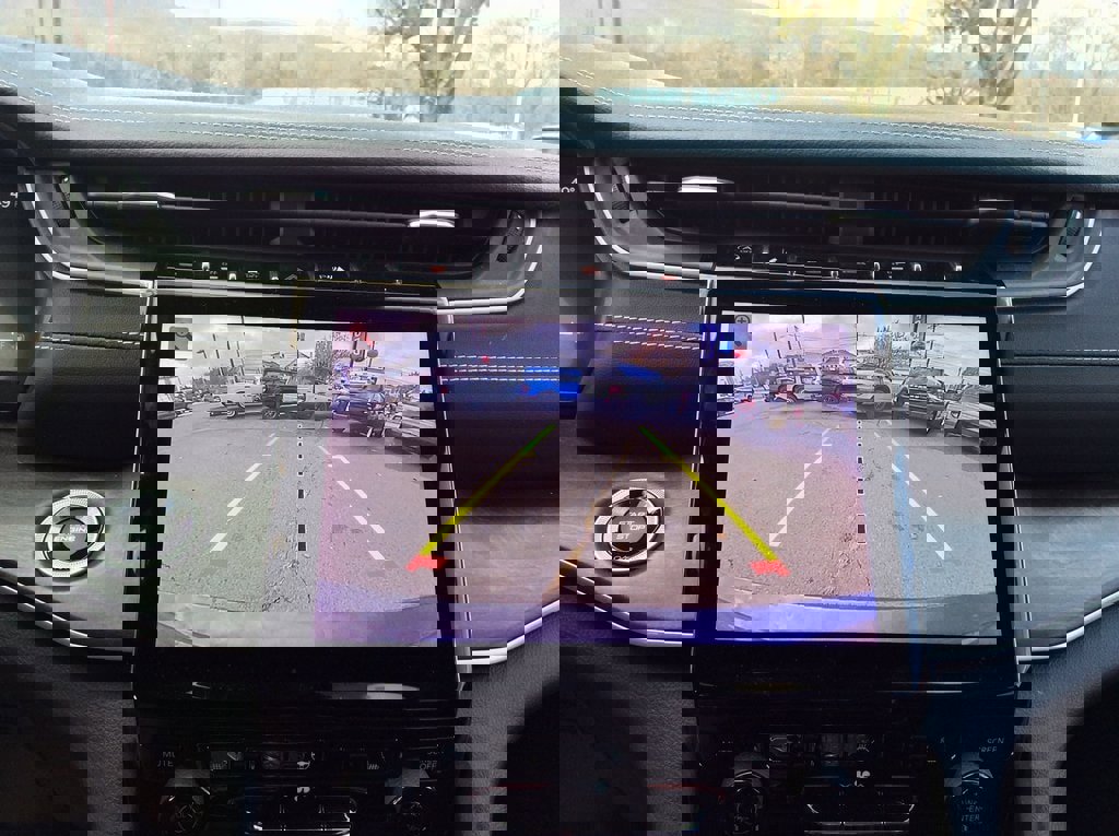 Used 2022 Jeep Grand Cherokee L Limited image 38