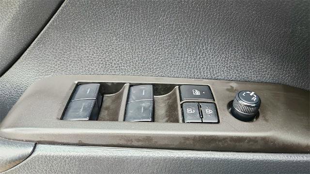 Used 2024 Toyota Camry SE image 21