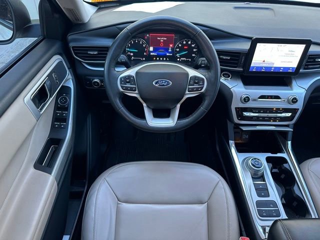Certified 2022 Ford Explorer XLT w/ Equipment Group 202A image 12
