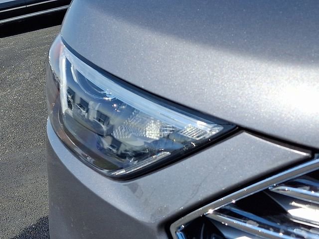 Certified 2022 Ford Edge Titanium AWD/4WD image 9