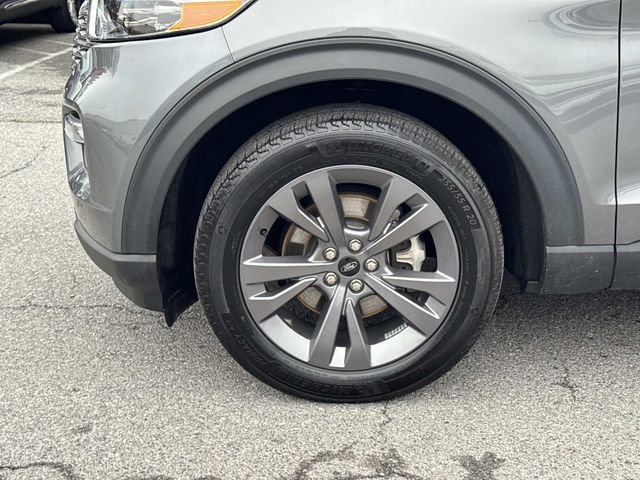 Certified 2023 Ford Explorer XLT w/ Equipment Group 202A image 8