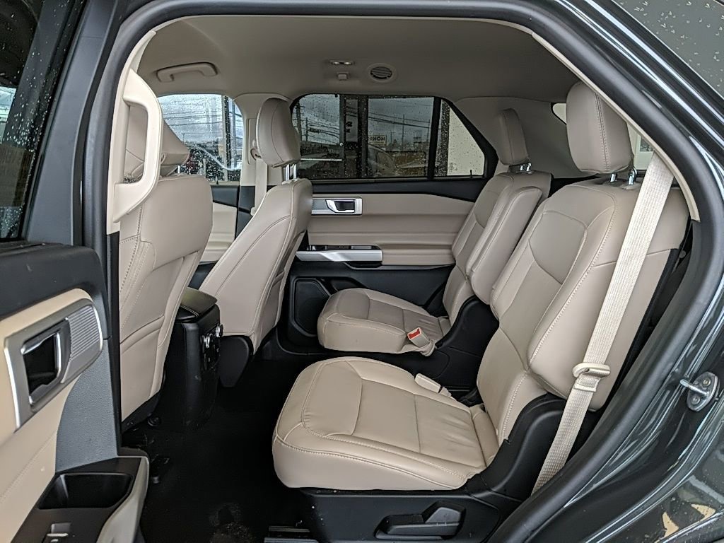 Certified 2023 Ford Explorer Limited w/ Equipment Group 301A image 13
