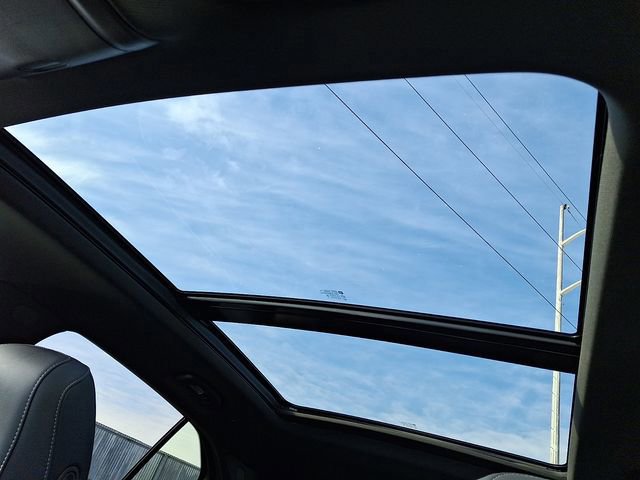 Used 2019 Cadillac XT4 Premium Luxury w/ Enhanced Visibility Package image 14