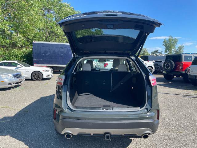 Certified 2024 Ford Edge Titanium w/ Class II Trailer Tow Package image 10