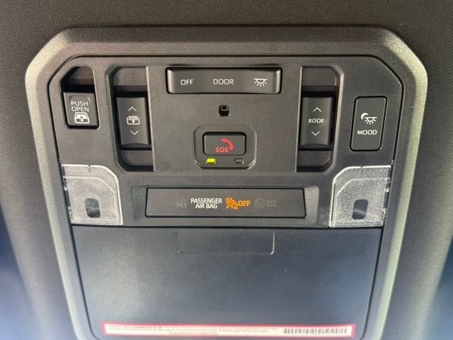 Used 2024 Toyota Tundra Platinum AWD/4WD image 32