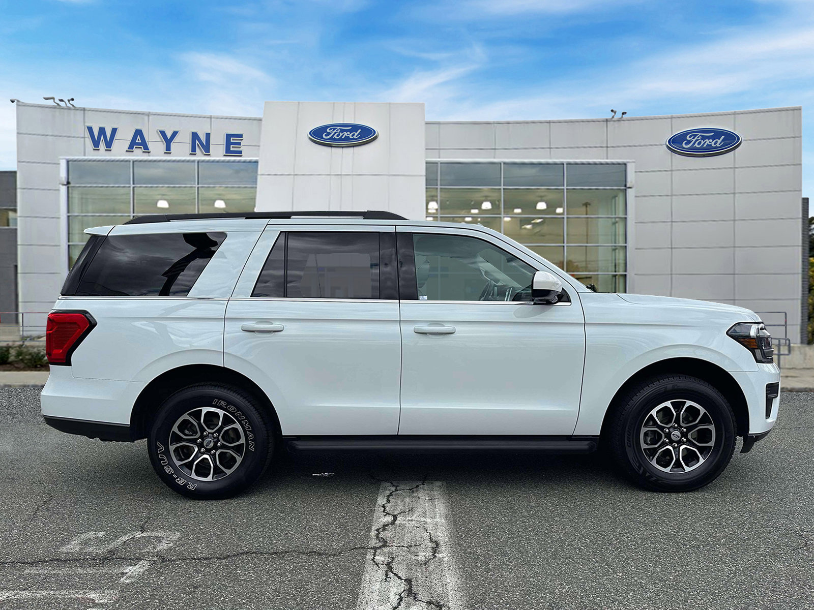 Certified 2024 Ford Expedition XLT AWD/4WD image 7