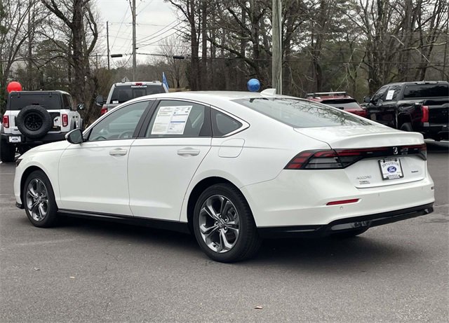 Used 2023 Honda Accord EX-L image 3