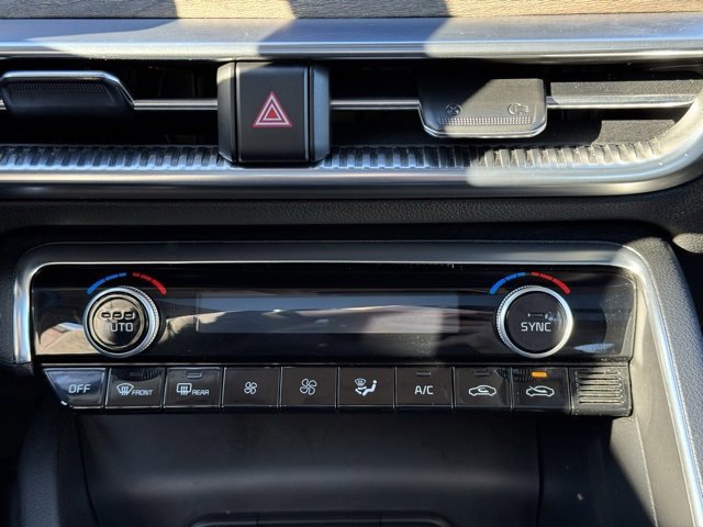 Used 2024 Kia K5 EX w/ EX Premium Package image 18