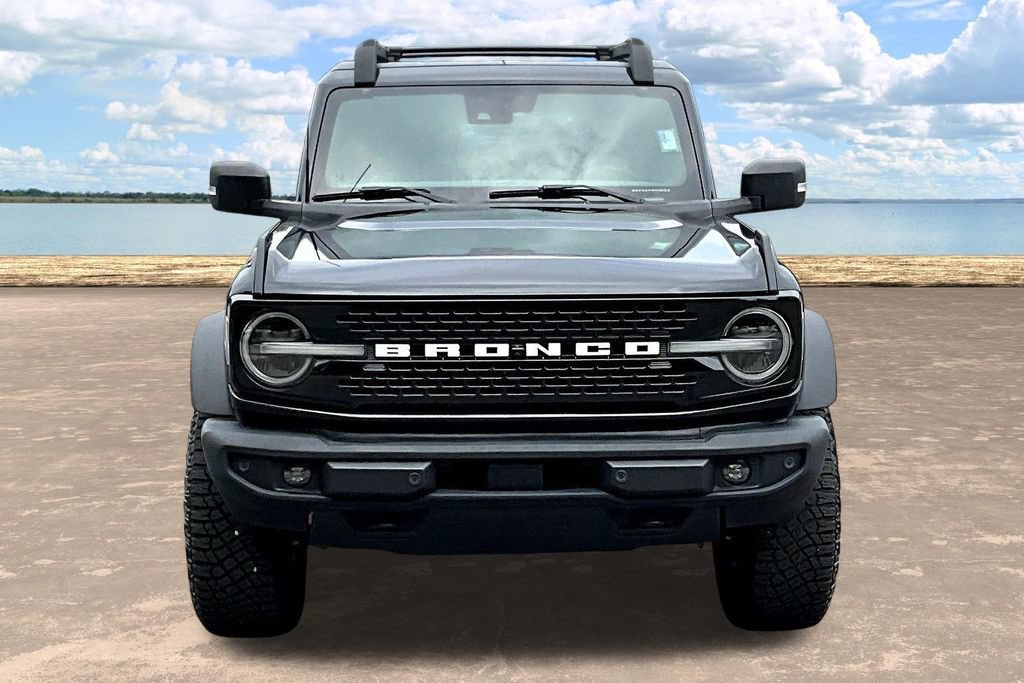 Certified 2022 Ford Bronco Wildtrak AWD/4WD image 2