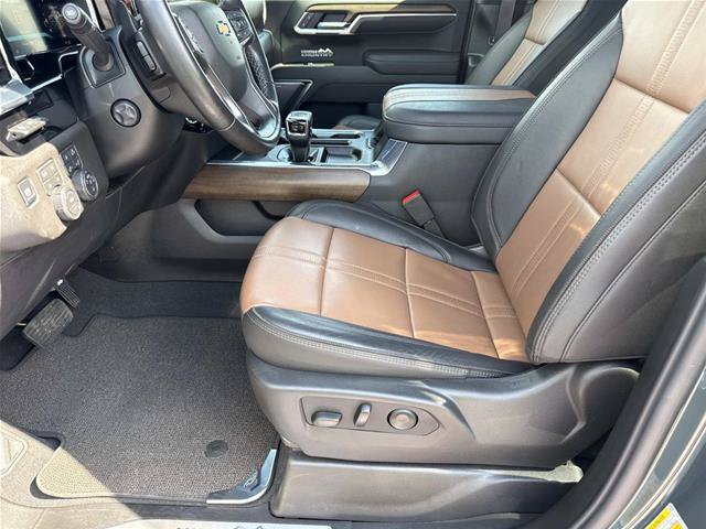 Used 2026 Chevrolet Silverado 1500 High Country w/ Technology Package AWD/4WD image 15