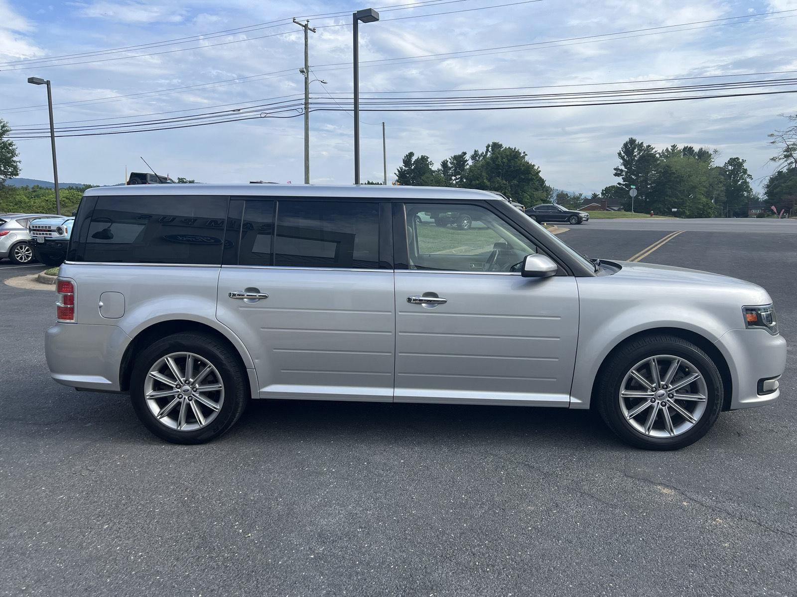 Certified 2019 Ford Flex Limited FWD image 5