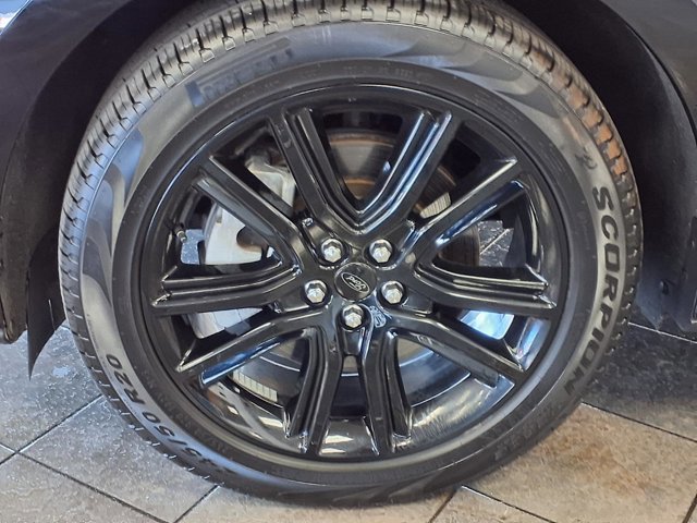 Certified 2024 Ford Edge ST-Line image 32