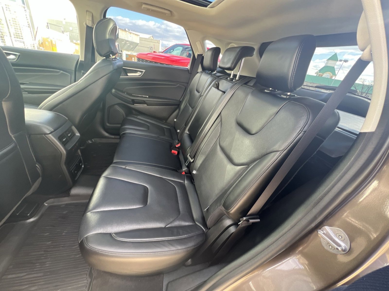 Certified 2019 Ford Edge Titanium w/ Equipment Group 301A image 25