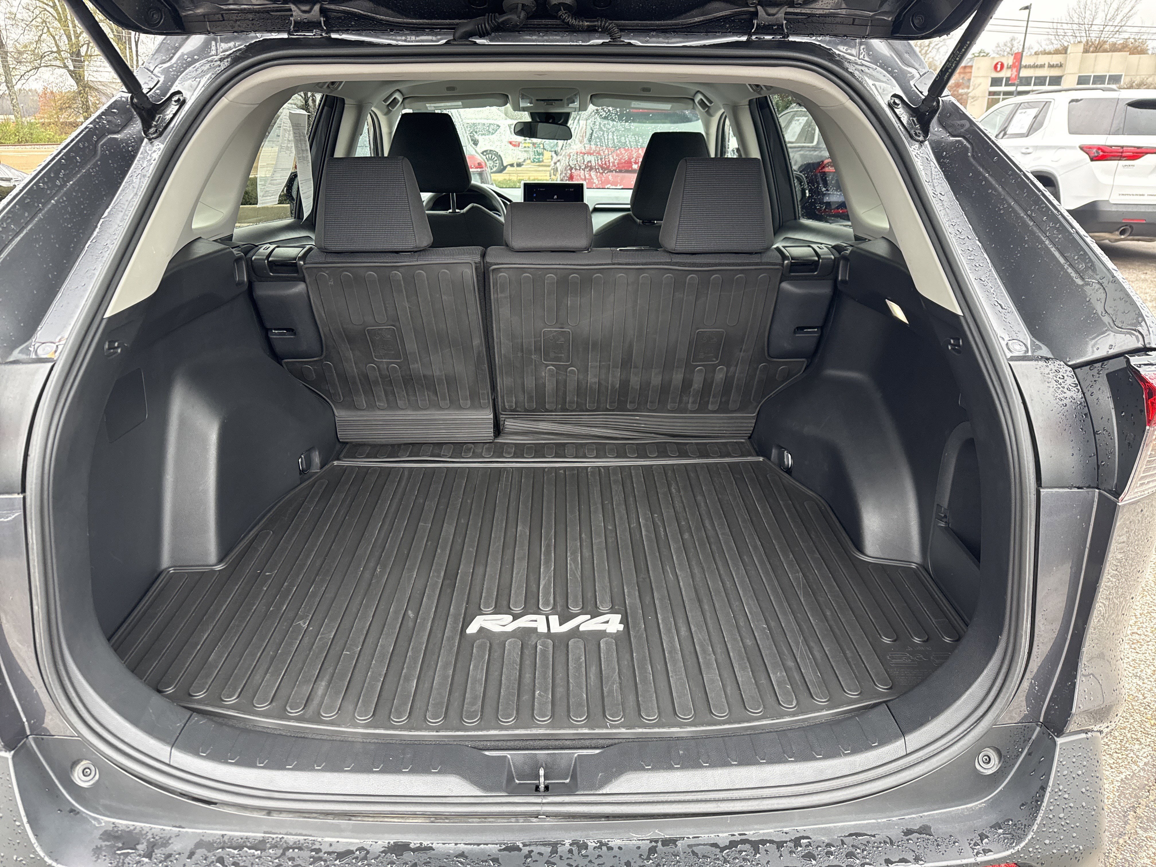 Used 2024 Toyota RAV4 LE image 15