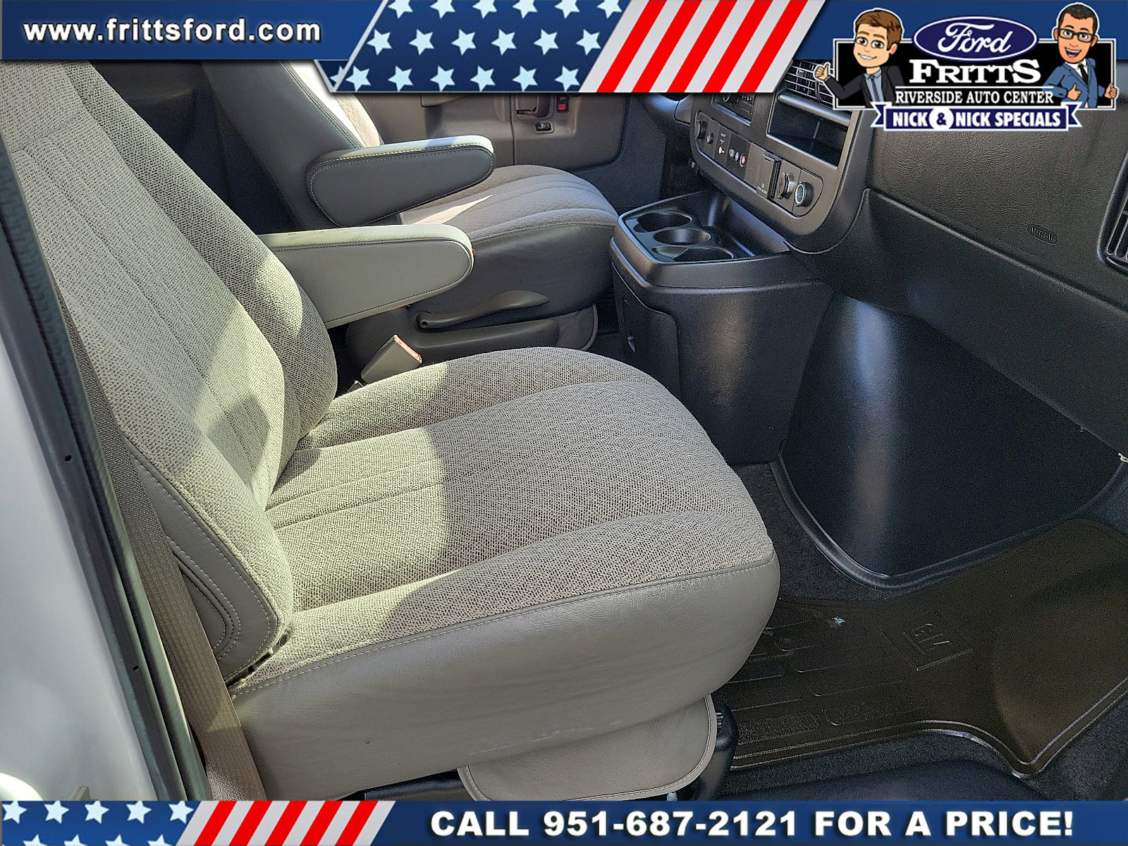 Used 2017 GMC Savana 3500 LT w/ LT Preferred Equipment Group image 14