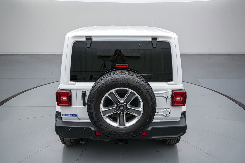 Used 2020 Jeep Wrangler Unlimited Sahara image 5