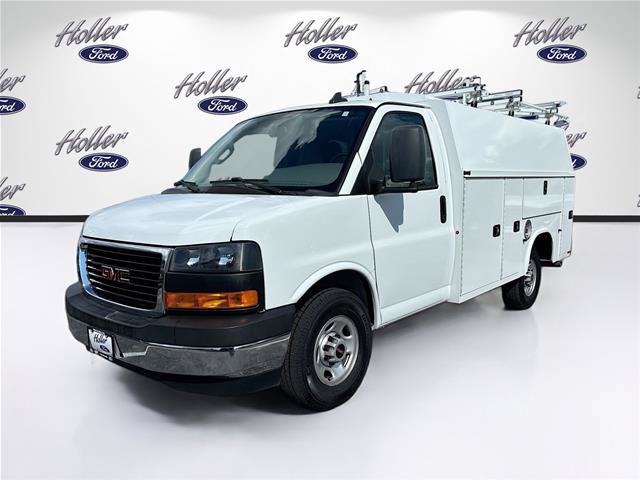 Used 2023 GMC Savana 3500 w/ Power Convenience Package RWD image 3