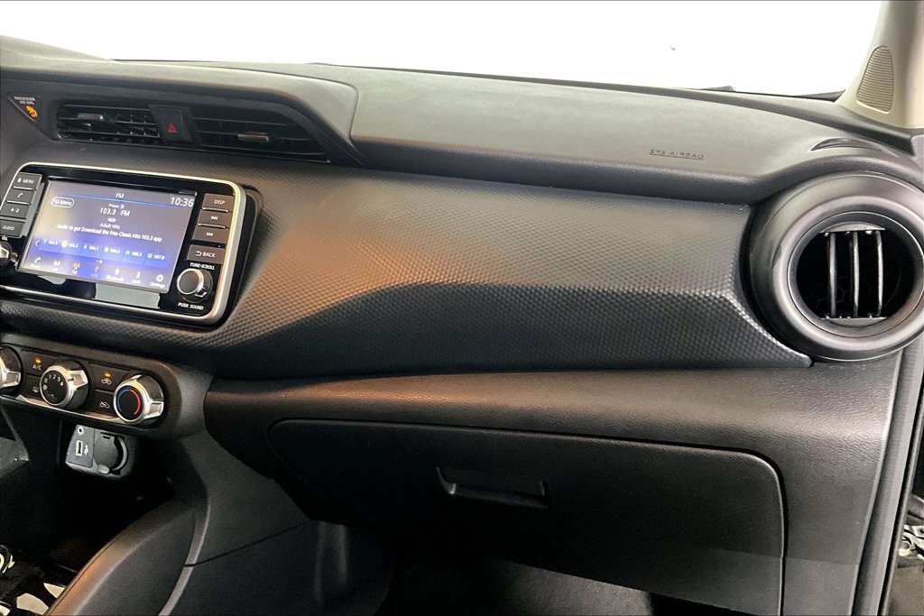 Used 2021 Nissan Kicks S FWD image 11
