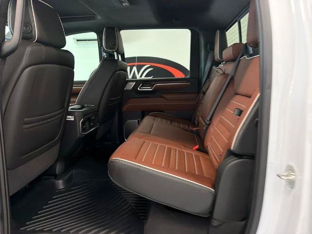 Used 2025 GMC Sierra 2500 Denali Ultimate AWD/4WD image 14