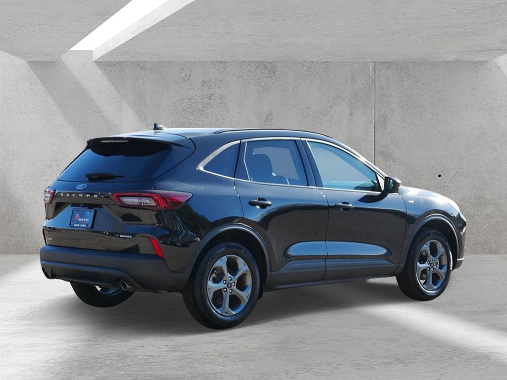 Certified 2025 Ford Escape ST-Line image 3