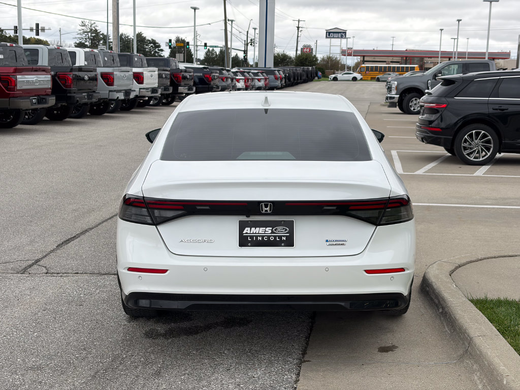 Used 2025 Honda Accord Touring image 5