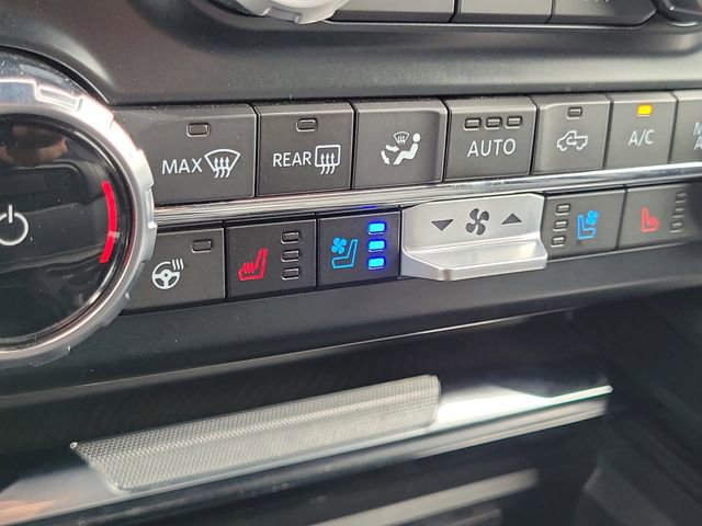 Certified 2023 Ford F450 Platinum w/ FX4 Off-Road Package AWD/4WD image 11