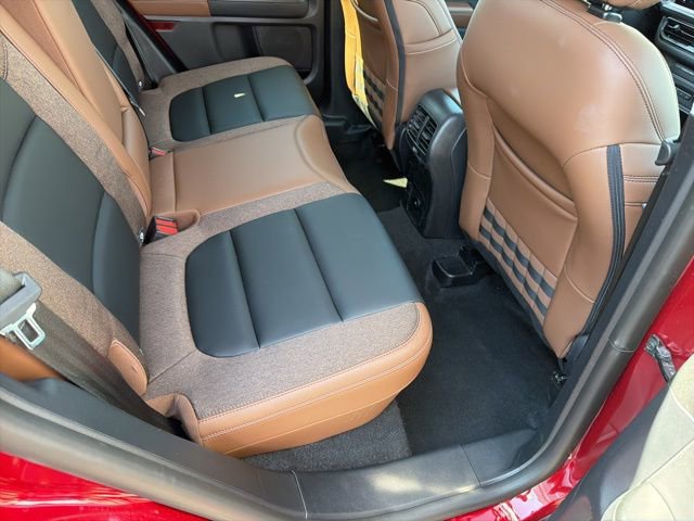 Certified 2025 Ford Bronco Sport Outer Banks w/ Outer Banks Tech Package+ AWD/4WD image 34