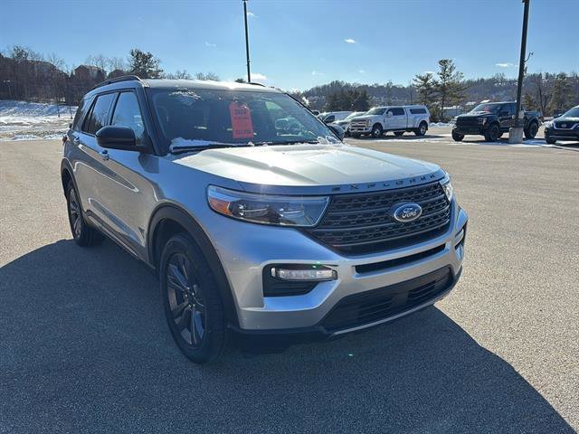 Certified 2024 Ford Explorer XLT w/ Equipment Group 202A image 7