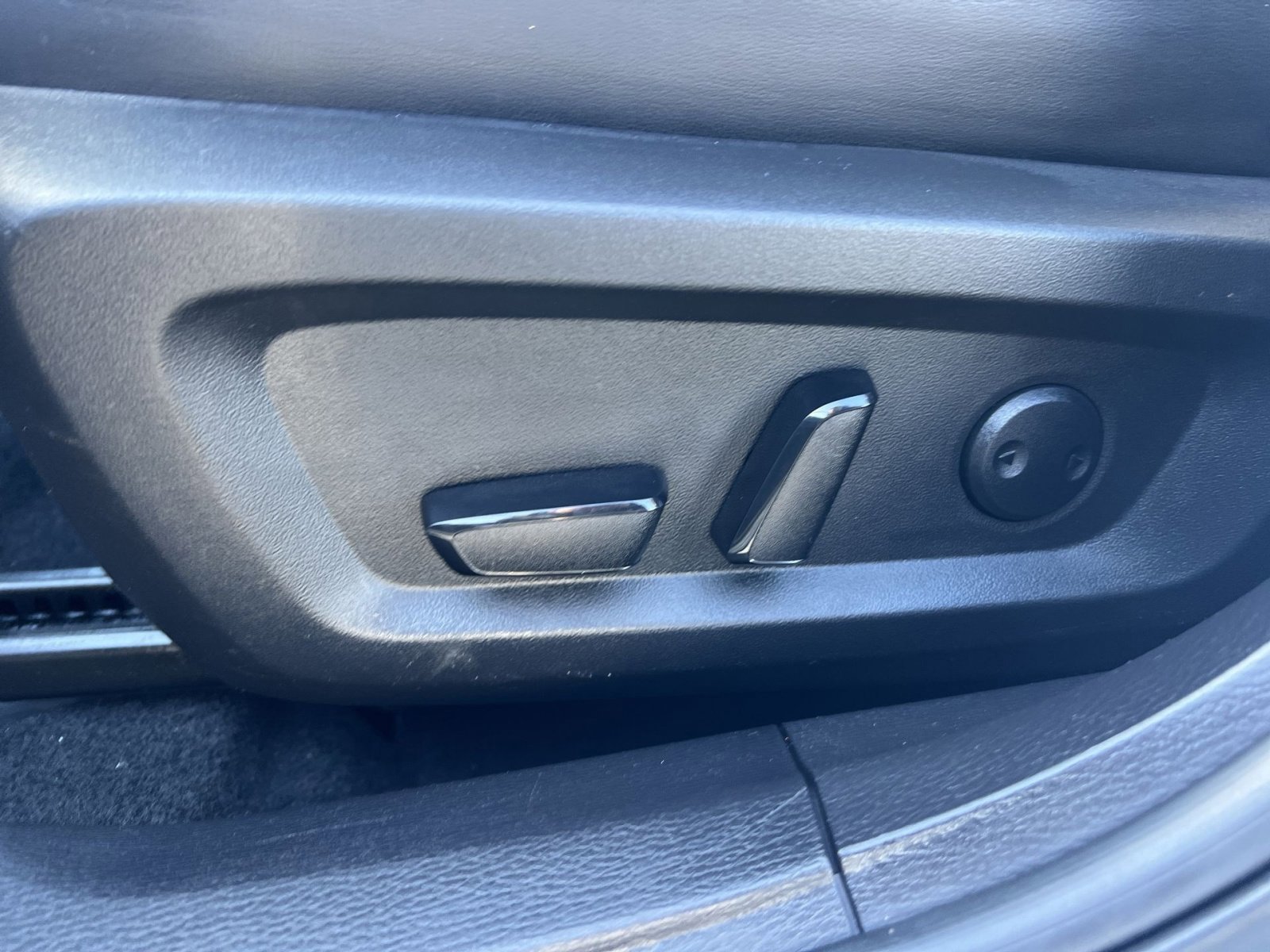 Used 2023 Mitsubishi Outlander SE image 14