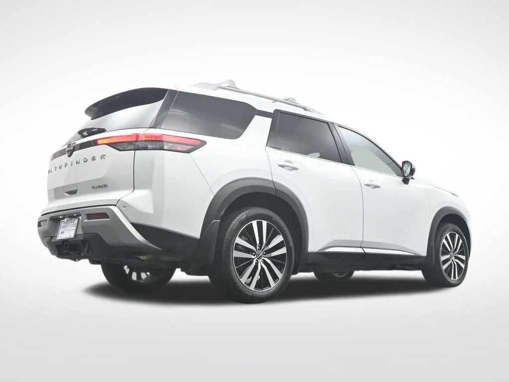 Used 2025 Nissan Pathfinder Platinum FWD image 45