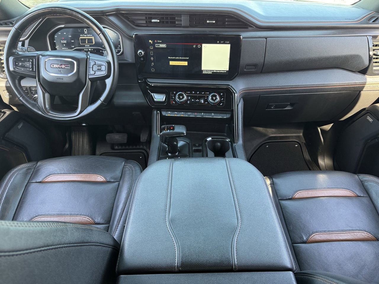 Used 2023 GMC Sierra 1500 AT4 w/ AT4 Preferred Package image 11