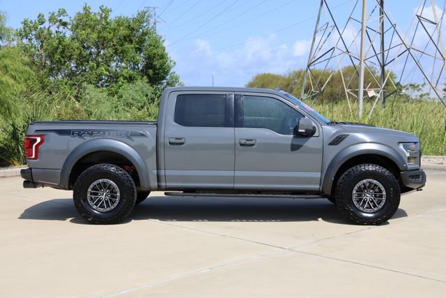 Certified 2020 Ford F150 Raptor w/ Equipment Group 802A Luxury AWD/4WD image 4