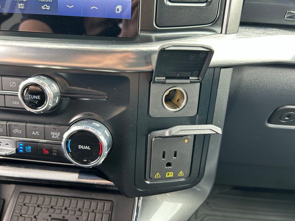 Certified 2023 Ford F150 Lariat w/ Equipment Group 502A High image 33