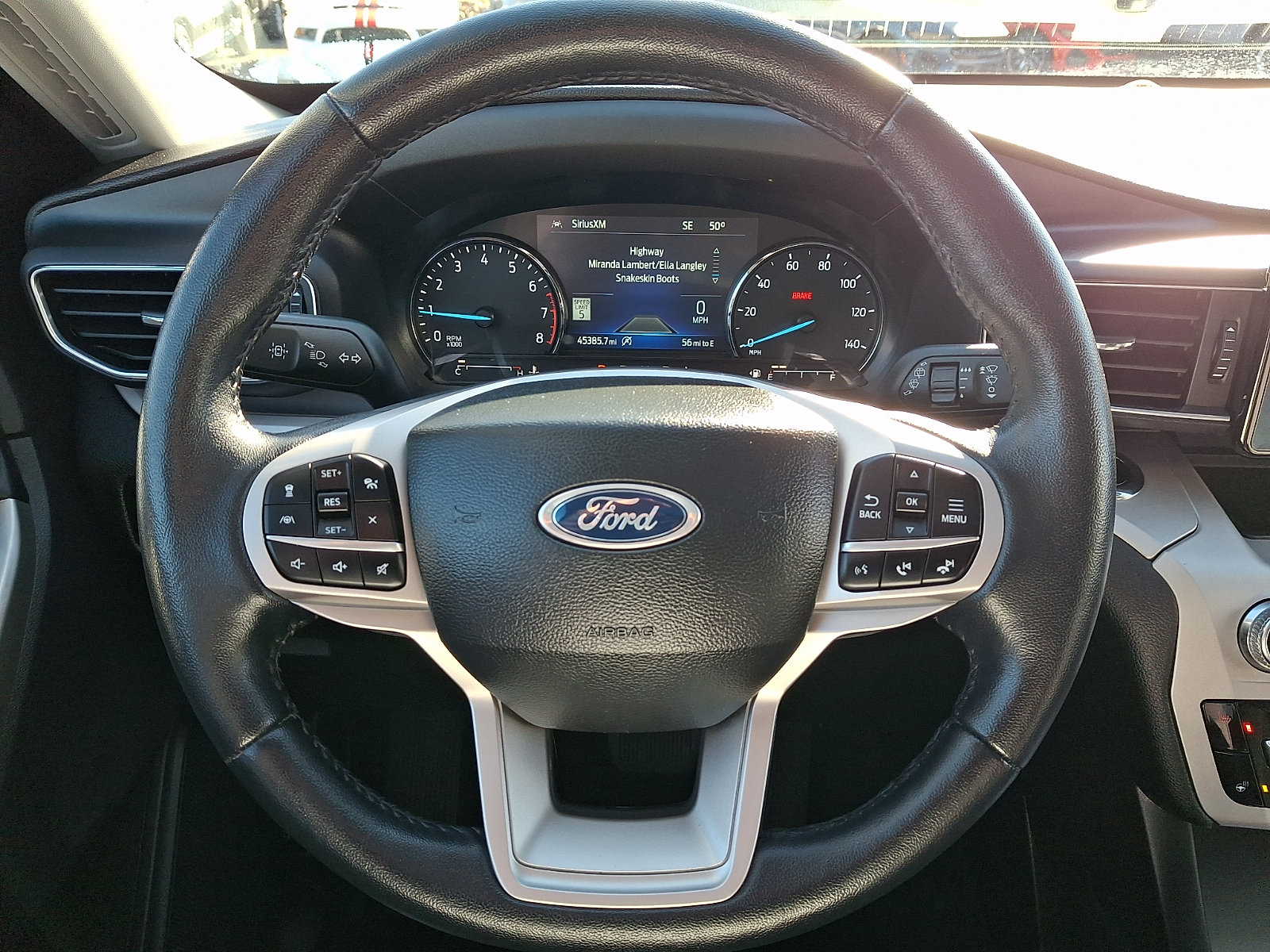 Certified 2023 Ford Explorer XLT w/ Equipment Group 202A AWD/4WD image 20