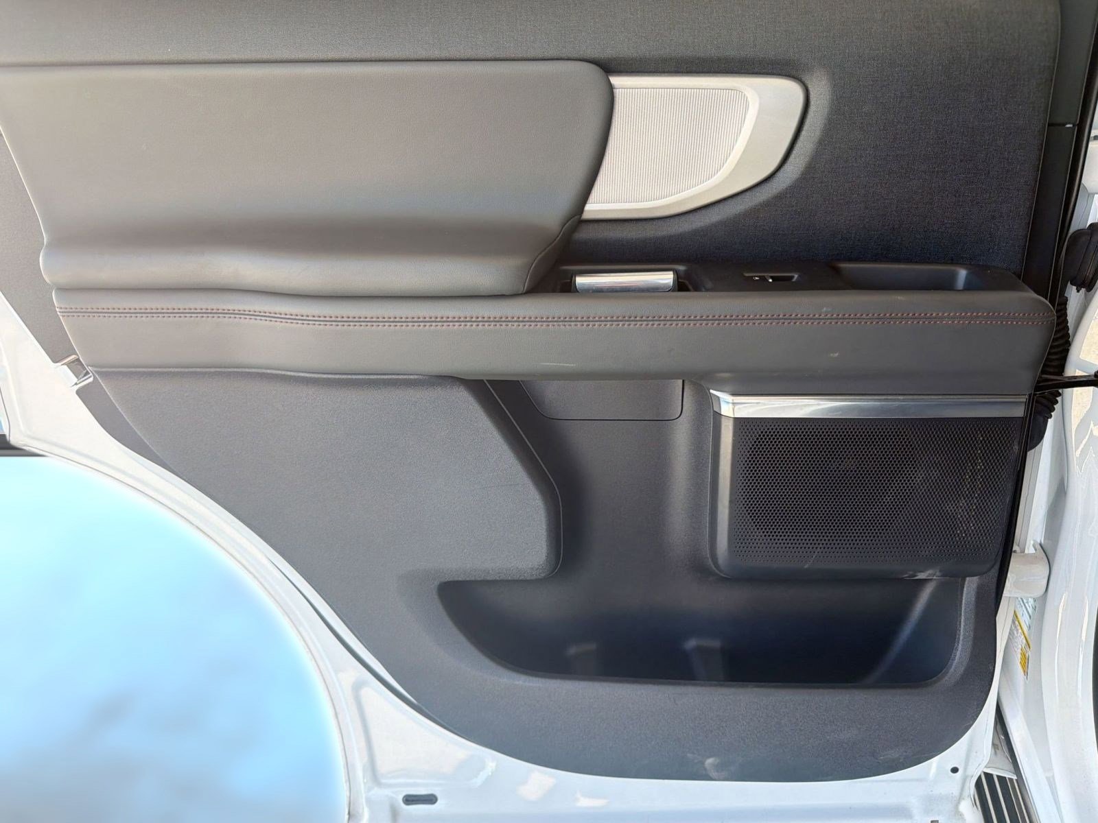 Certified 2025 Ford Expedition Active image 17