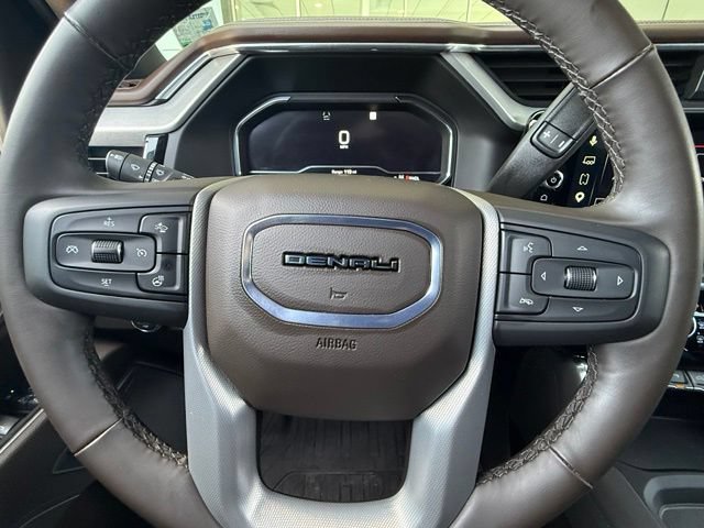 Used 2025 GMC Sierra 2500 Denali w/ Technology Package AWD/4WD image 24
