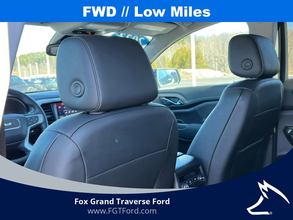 Used 2023 GMC Acadia SLT image 36