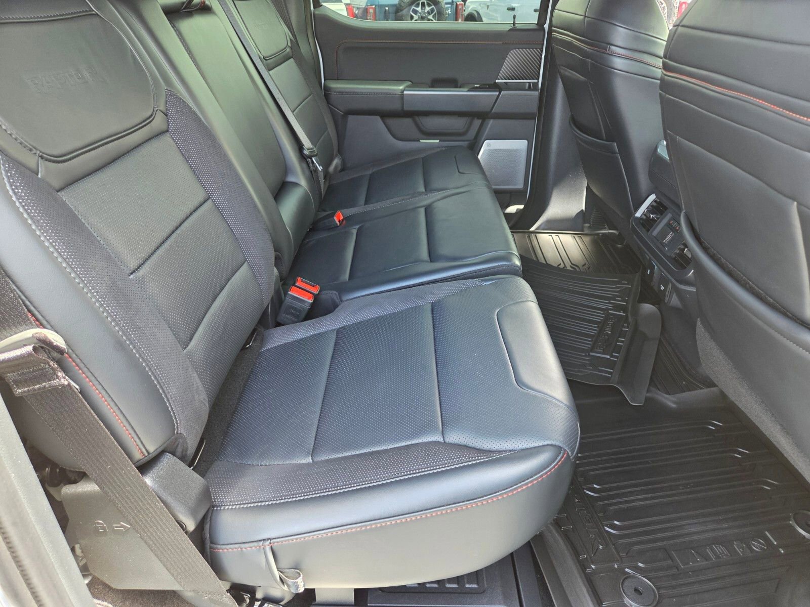 Certified 2024 Ford F150 Raptor AWD/4WD image 15