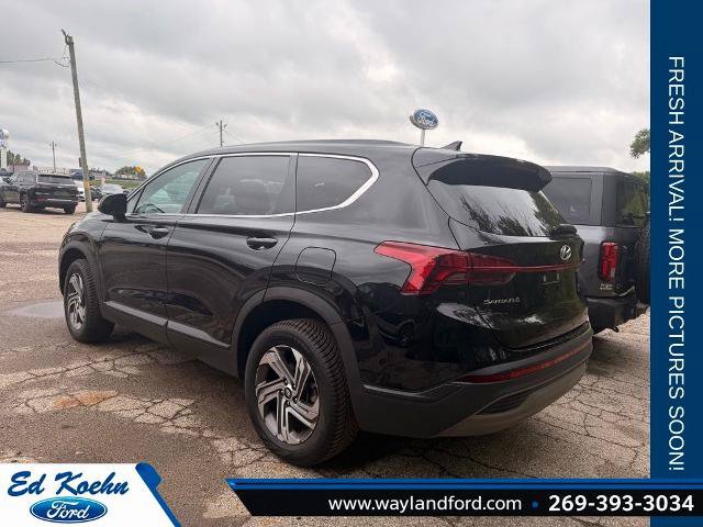 Used 2023 Hyundai Santa Fe SE AWD/4WD image 3