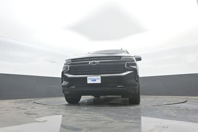 Used 2022 Chevrolet Tahoe RST w/ Luxury Package AWD/4WD image 37