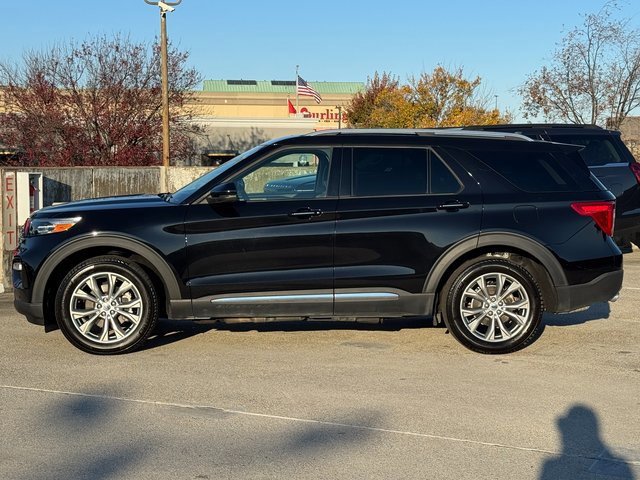 Certified 2023 Ford Explorer Limited w/ Equipment Group 301A image 2