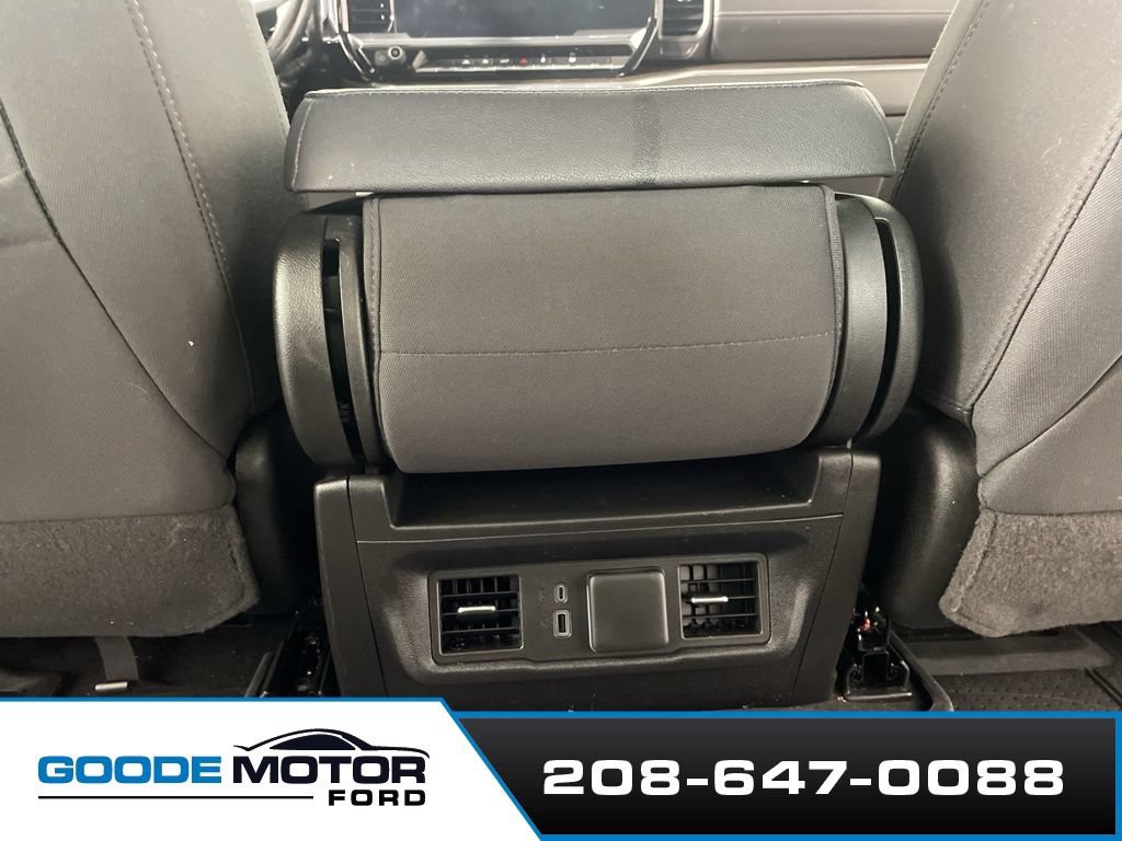 Used 2023 Chevrolet Silverado 1500 LT w/ Protection Package AWD/4WD image 19