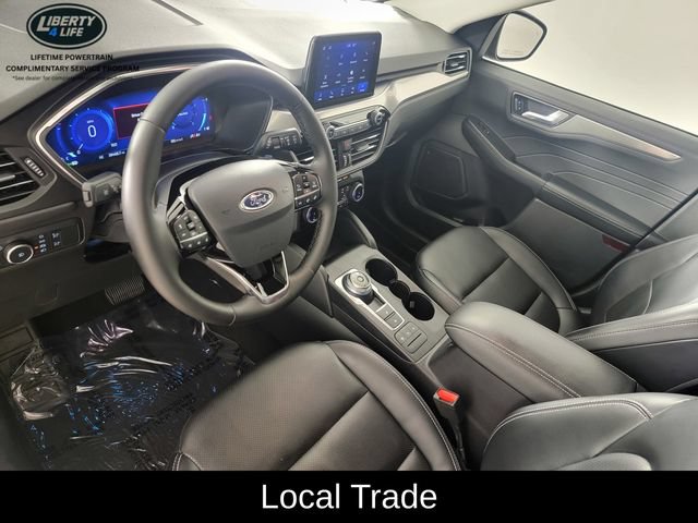 Certified 2022 Ford Escape Titanium w/ Class II Trailer Tow Package AWD/4WD image 14
