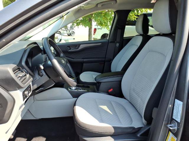 Certified 2024 Ford Escape Active AWD/4WD image 17